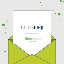 Vihreä kirjekuori, josta puoliksi ulkona paperi, jossa lukee Uutiskirje Greenreality Network